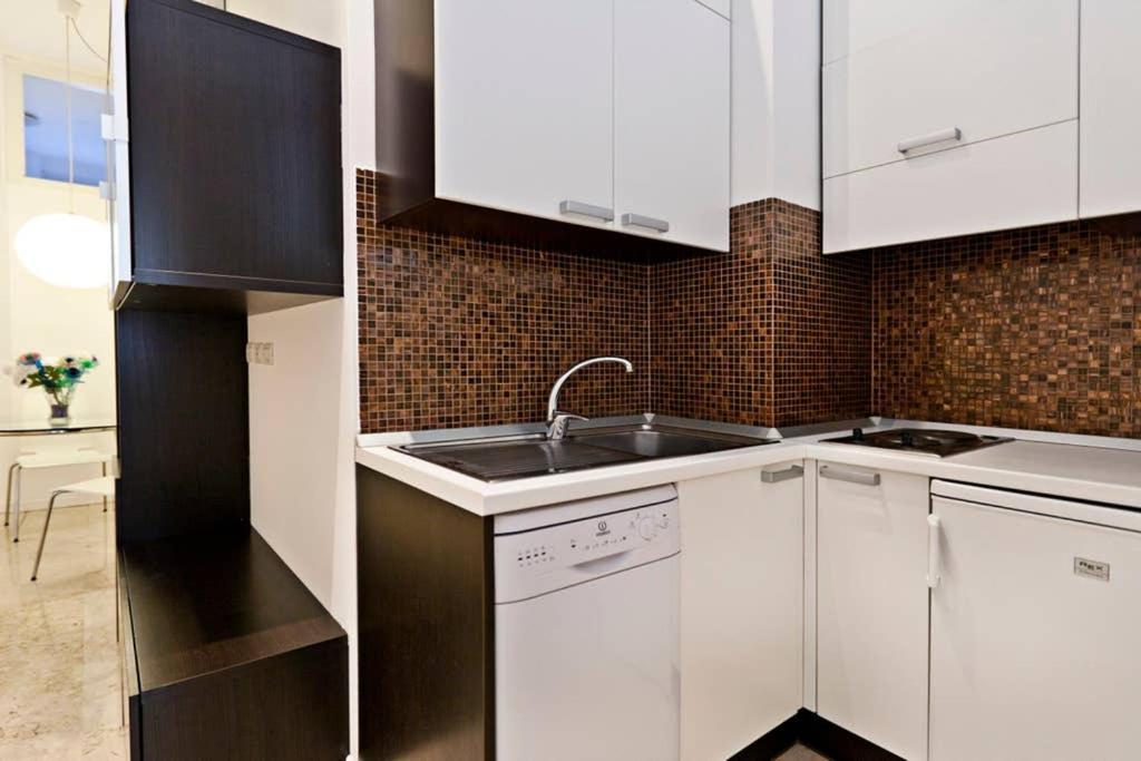Milan Downtown - The Flat Διαμέρισμα Εξωτερικό φωτογραφία