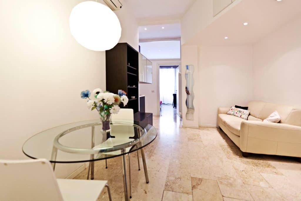 Milan Downtown - The Flat Διαμέρισμα Εξωτερικό φωτογραφία