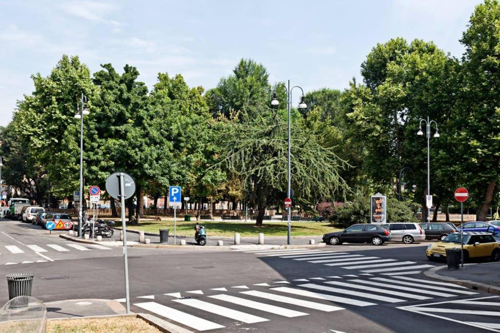 Milan Downtown - The Flat Διαμέρισμα Εξωτερικό φωτογραφία